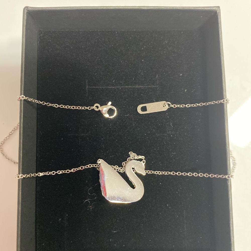 Three necklaces - Picture 11 of 13